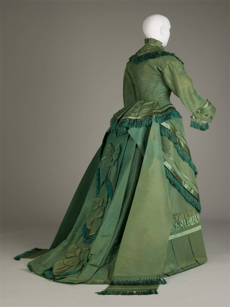 1870s Victorian Fashion Green  - Women'S Fashion Victorian incelemesi ve fiyatı